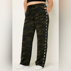 Victoria's Secret PINK Camo Print High Waist Wide Leg Track Zip Pants Pockets VS
